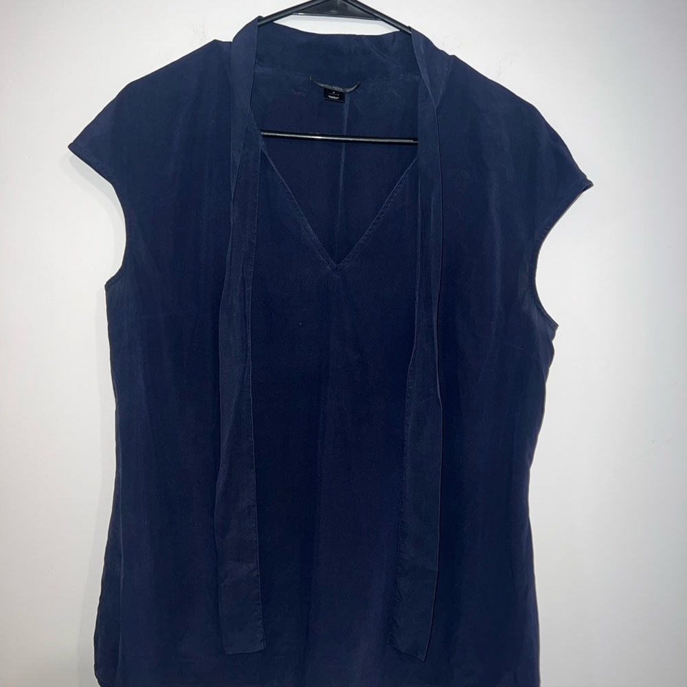 St. John Blue Cap Sleeve Tie Front Blouse